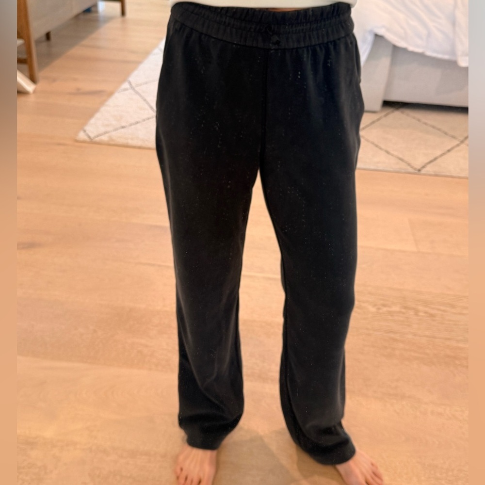 Lululemon Softstreme high rise pants - like new size 4 in black